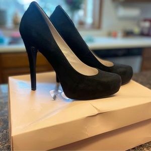 Black Faith England Stilettos/ Pumps